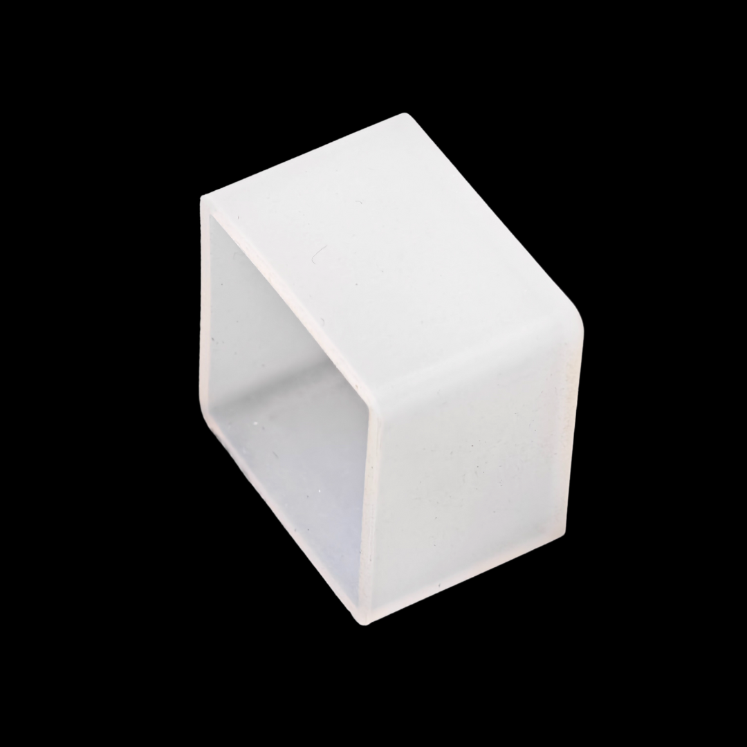 Accessory kit with clips and end caps for LED profile mounting.
