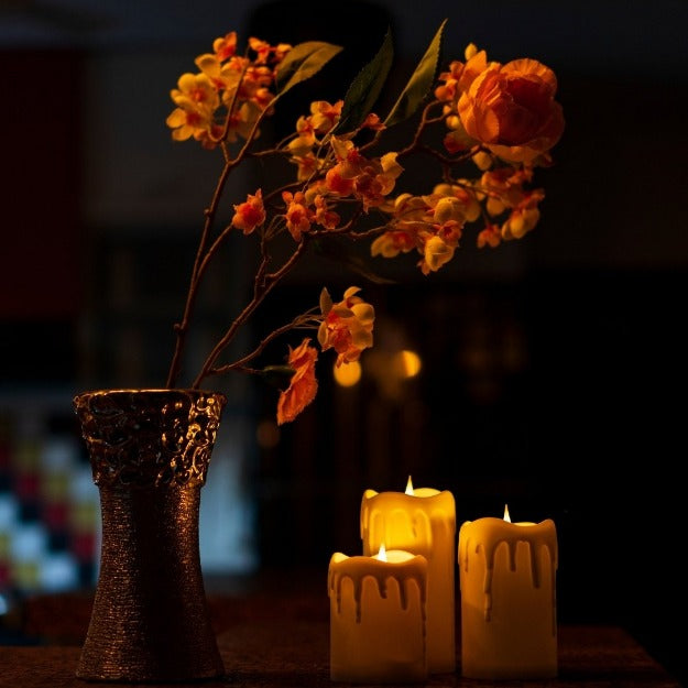 LED 3D Jumping Wick Pillar Candles | Dripping Wax Look Chronos