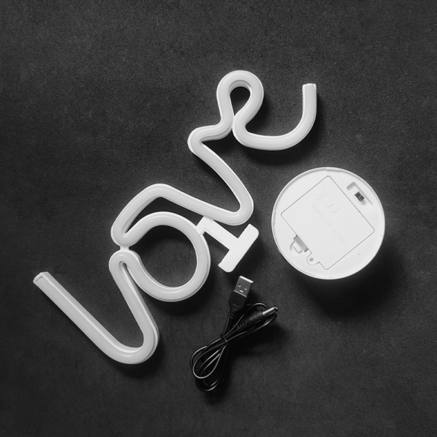 Neon Sign Table Lamp | Love | Battery & USB Operated
