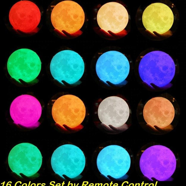 Custom photo Moon Lamp by Chronos Lights – Romantic and sentimental gift for couples and families