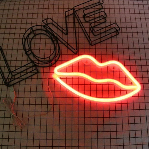 Neon Sign Lamp Wall Hanging | Battery & USB Operated | Lip (Red) - Chronos