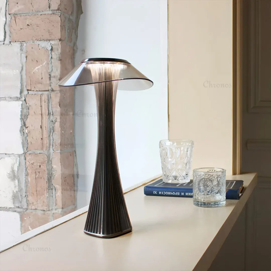 Stria Slim rechargeable table lamp featuring a built-in 3600mAh battery