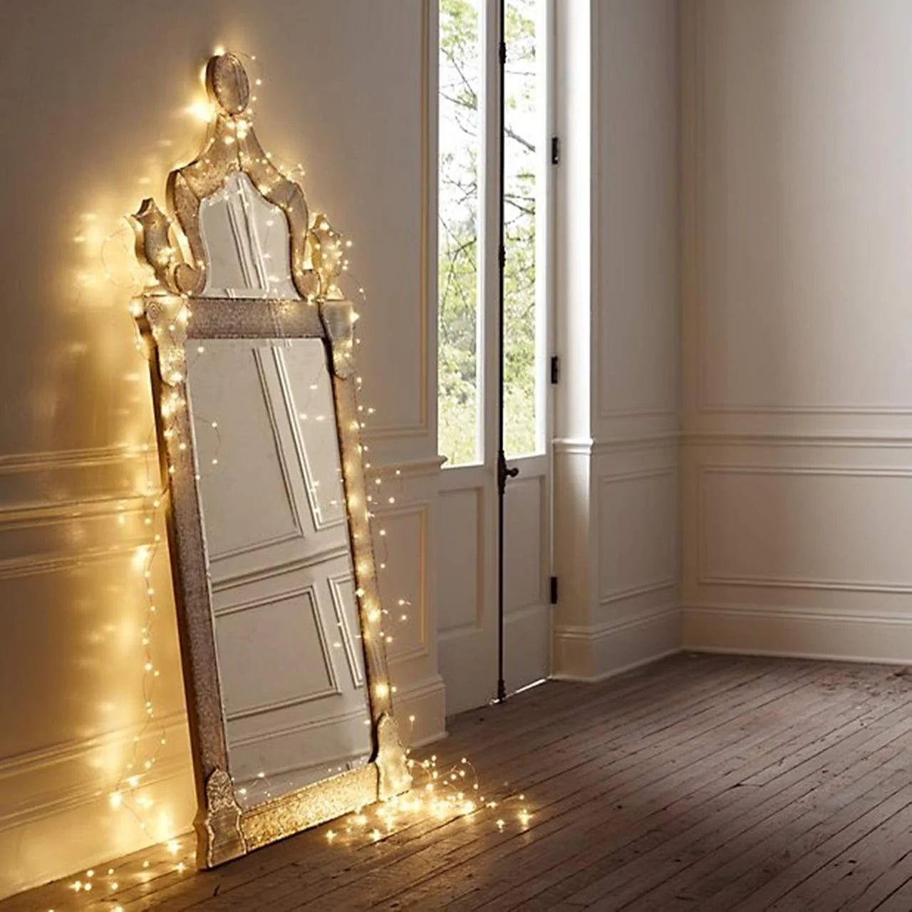 Copper Wire LED String Lights – Cozy and Elegant Decorative Lighting for Home and Bedrooms