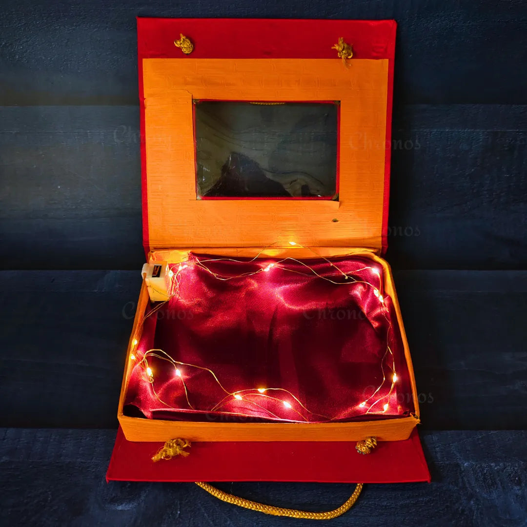 Eco-friendly, battery-operated LED fairy lights with hook installation for gifts.