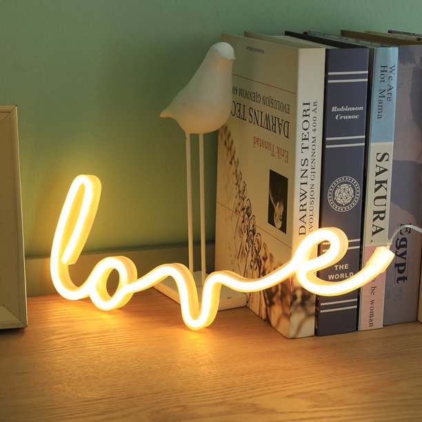 Neon Sign Lamp - Quirky Love | Warm White